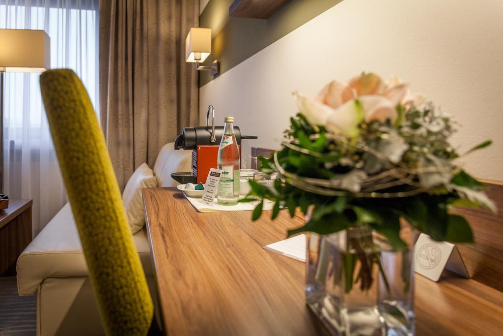 Meinl Hotel & Restaurant Neu-Ulm Eksteriør bilde
