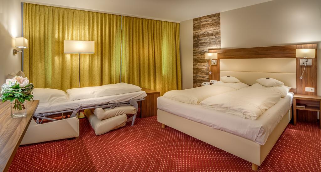 Meinl Hotel & Restaurant Neu-Ulm Eksteriør bilde