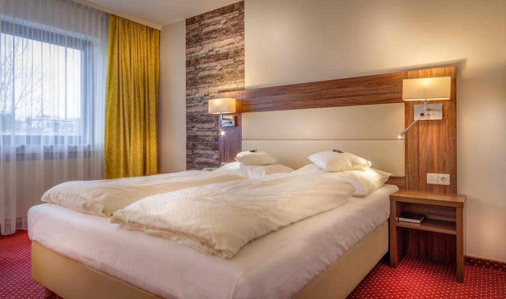 Meinl Hotel & Restaurant Neu-Ulm Eksteriør bilde