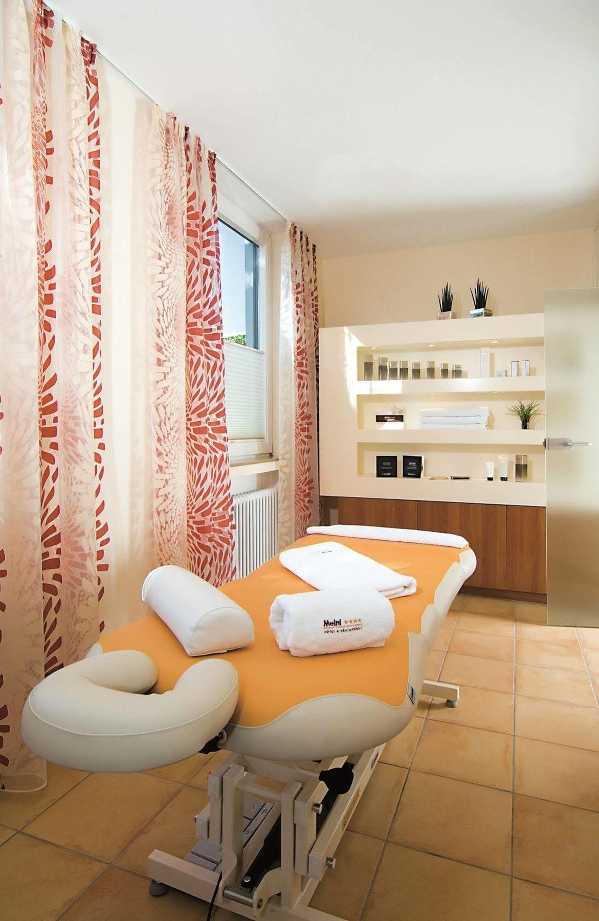 Meinl Hotel & Restaurant Neu-Ulm Eksteriør bilde